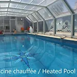 Belle Vue Acces Piscine Couverte Et Chauffee